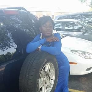 Meet your Posher, Edna